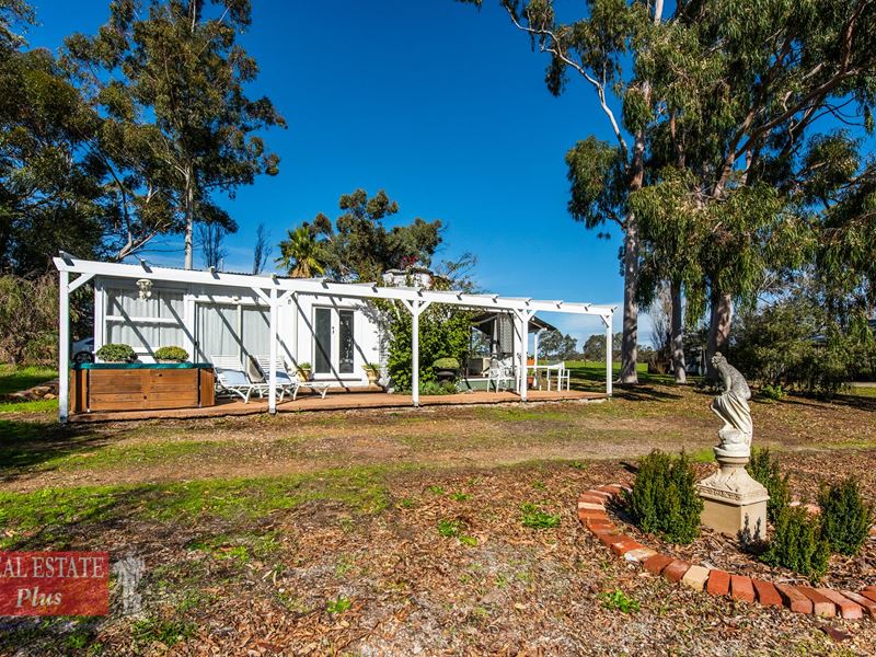 6280 Werribee Road, Wooroloo WA 6558