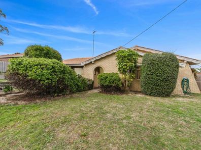 4 Topeka Place, Wanneroo WA 6065