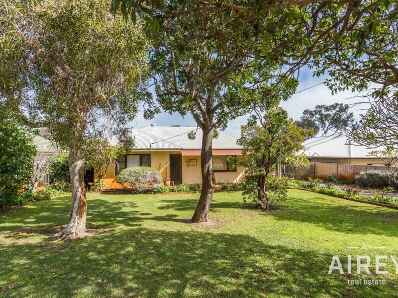 39 Lisle Street, Mount Claremont WA 6010