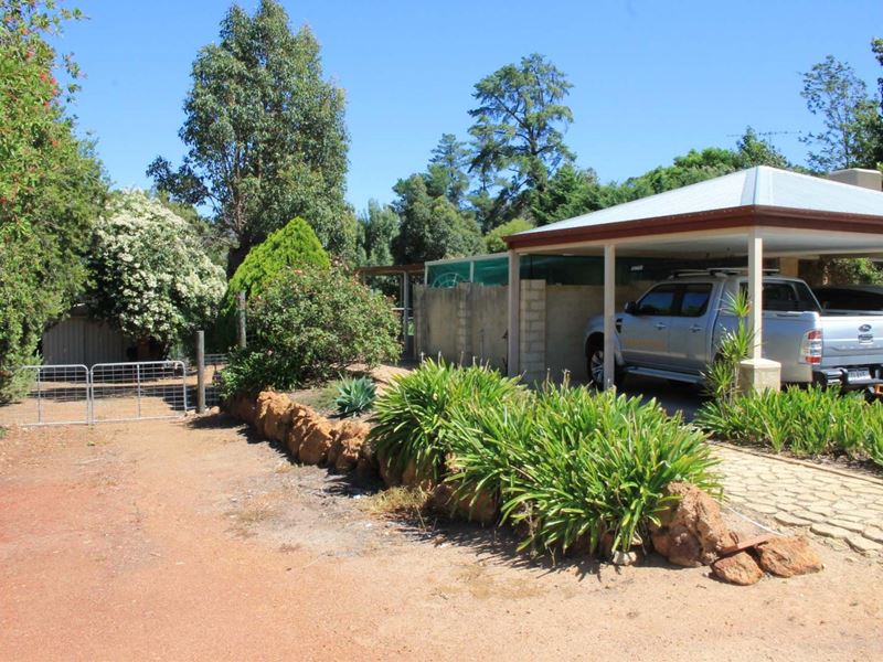 8 Gannon Glen, Mundaring