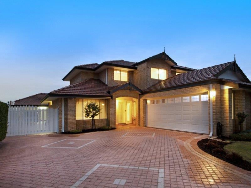 15 Lorikeet Court, Stirling