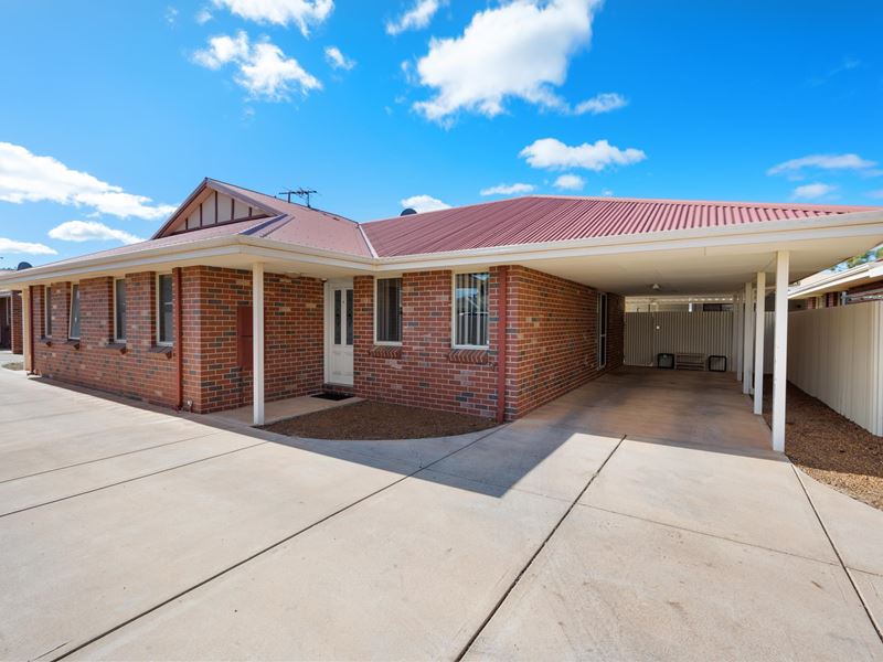 2/163 Piesse Street, Boulder
