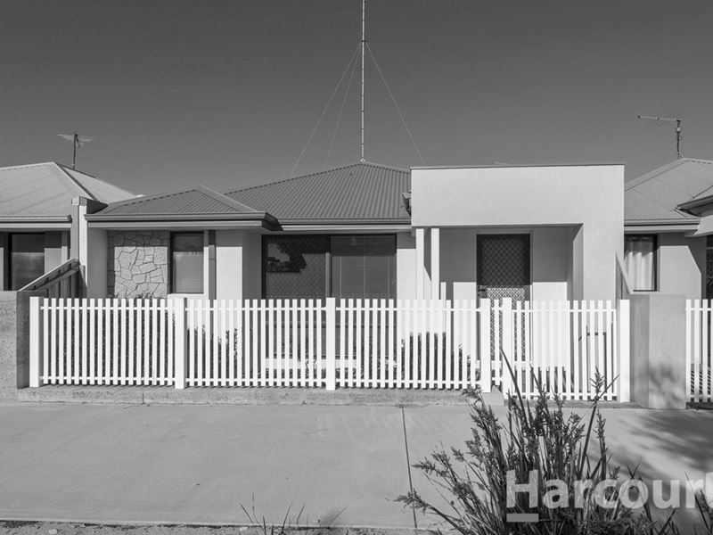 17 Tamarind Lane, Halls Head WA 6210