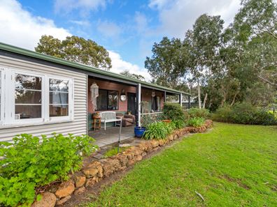 5 Dempster Drive, Witchcliffe, Margaret River WA 6285