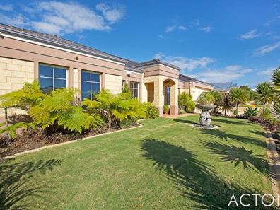 23 Seaforth Drive, Halls Head WA 6210