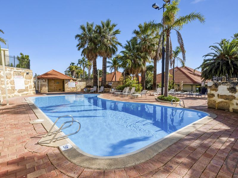 35/130 Mandurah Tce, Mandurah WA 6210