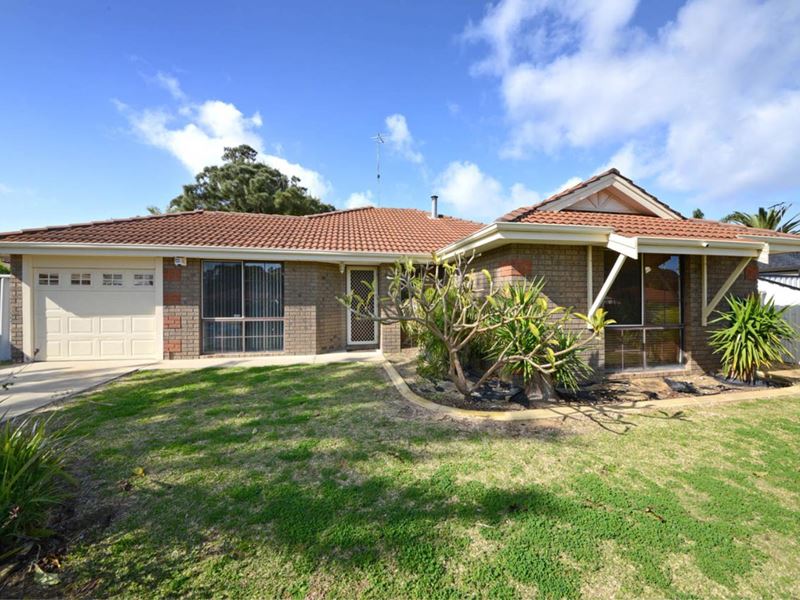 18 Shinners Green, Clarkson WA 6030