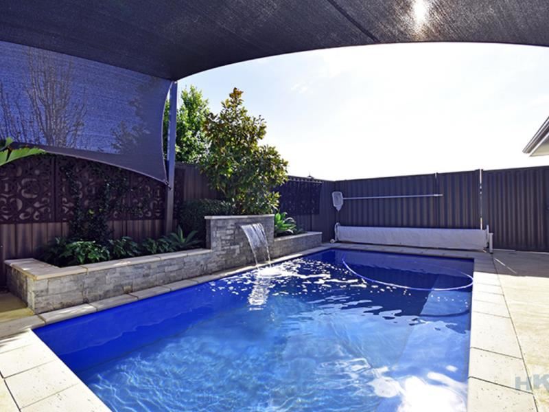 11 Jutland Way, The Vines