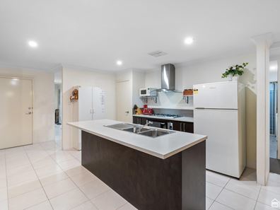 3 Wonnich Street, Byford WA 6122