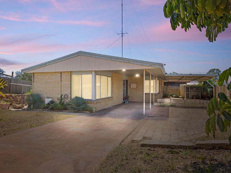 228 Clarke Street East, Carey Park