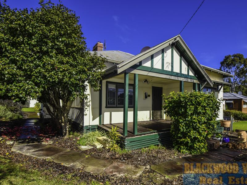 96 Steere Street, Bridgetown