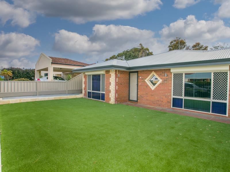 28 Daydream Way, Ridgewood