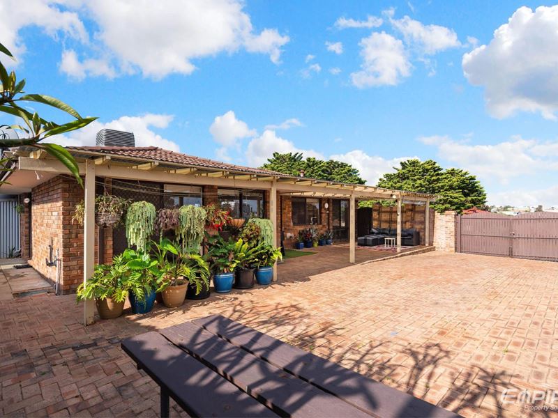 2 Sunset Court, Spearwood