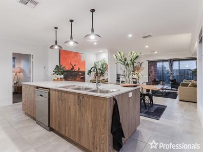 7 Pantheon Road, Baldivis WA 6171