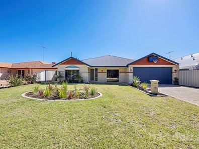 12 Grandmere Parade, Meadow Springs WA 6210