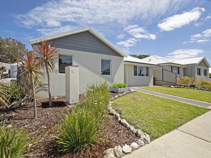 2 Galveston Court, Meadow Springs