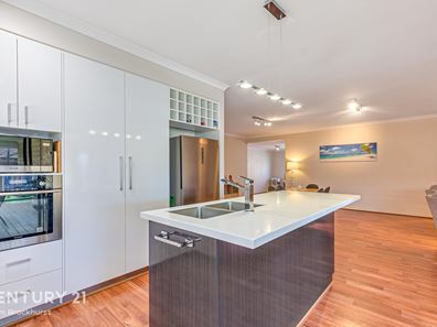 10 Pentecost Loop, Southern River WA 6110