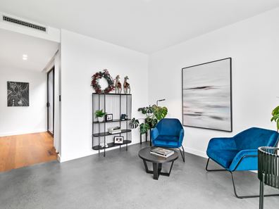 15A Delphine Avenue, Dianella WA 6059