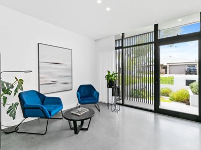 15A Delphine Avenue, Dianella WA 6059