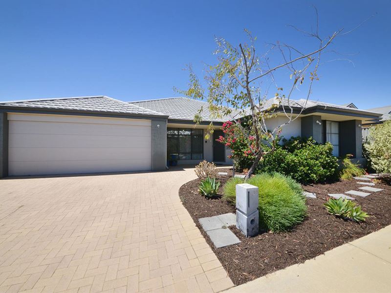 54 Helmsley Parkway, Alkimos