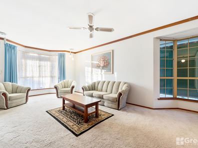 18 Glencoe Parade, Halls Head WA 6210
