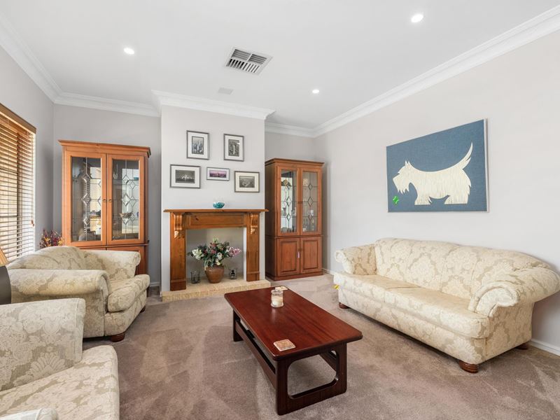 13 Raeside Way, Canning Vale