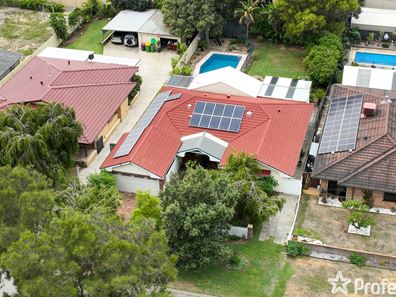 17 Pollard Way, Warnbro WA 6169