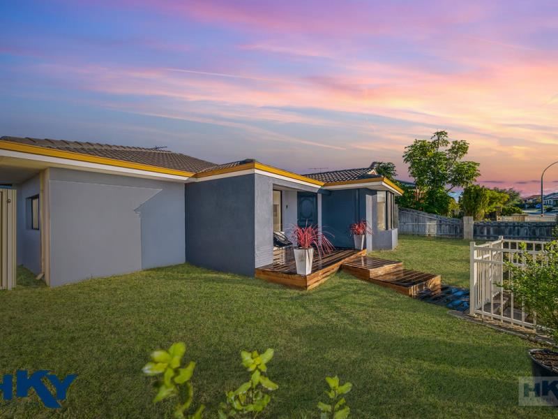 28 Mulgrave Loop, Mindarie