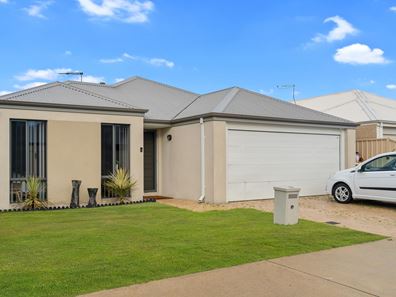 22 Sandgate Boulevard, Baldivis WA 6171