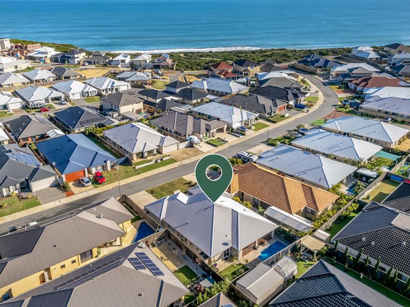 28 Solandri Turn, Halls Head WA 6210