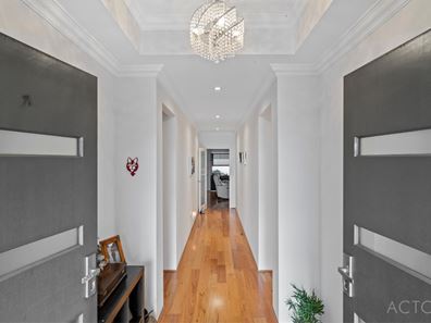 28 Solandri Turn, Halls Head WA 6210