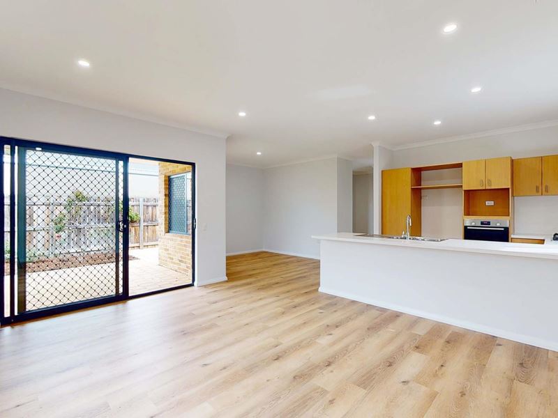 111/22 Carnegie Place, Greenfields