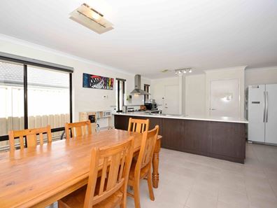 39 Ralphs Street, Seville Grove WA 6112