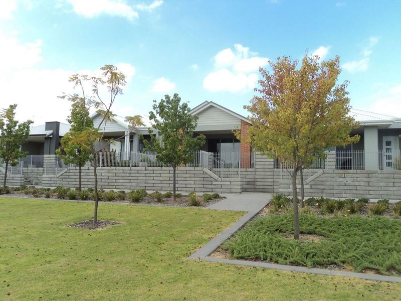 10 Skipsey Lane, Ellenbrook