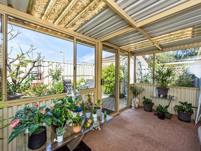 14/9 Ashford Avenue, Rockingham WA 6168