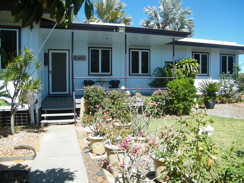 4 Horton Place, South Carnarvon