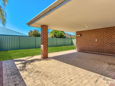 42 Chesapeake Parade, Port Kennedy WA 6172