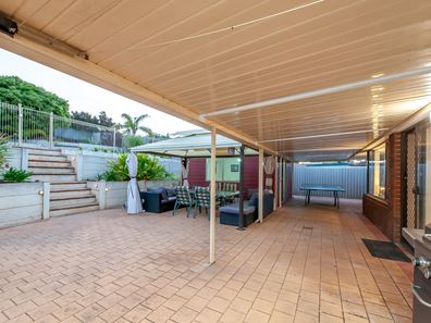 51 Monument Drive, Beldon WA 6027