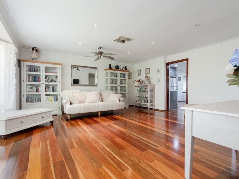 25 Beryl Way, Parkwood