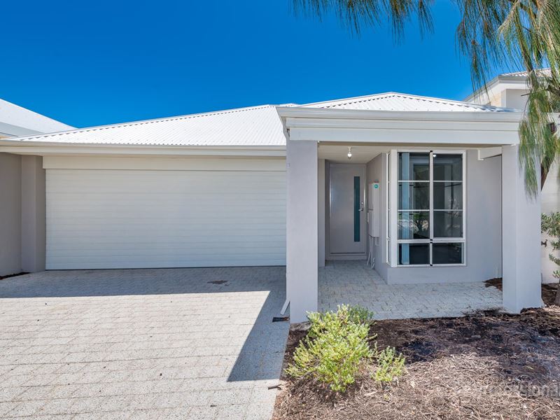 20 Pantropical Loop, Alkimos