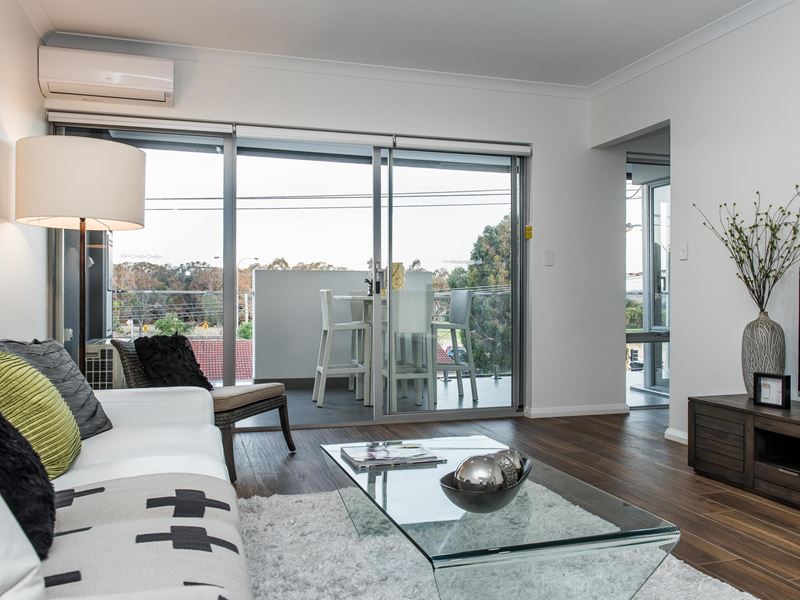 9/3 Liege Street, Woodlands