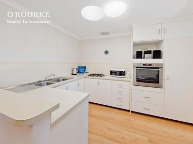 6/21 Cornelian Street, Scarborough WA 6019