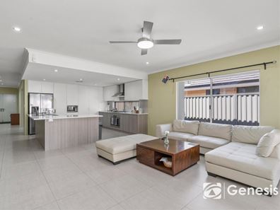 6 Limestone Rise, Piara Waters WA 6112