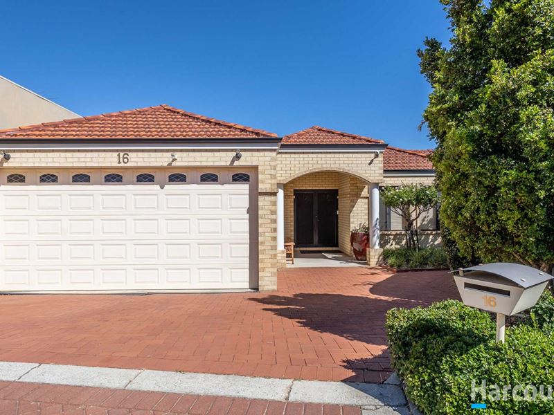 16 Hotham Crescent, Alexander Heights