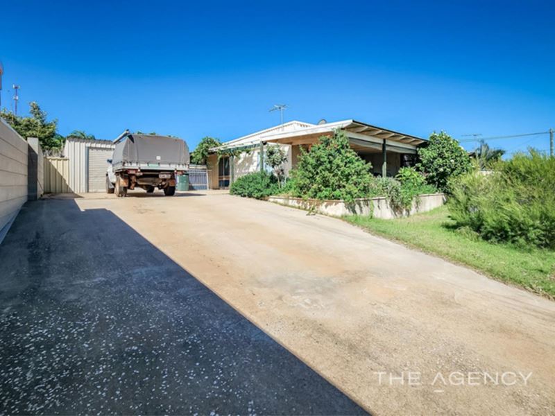 8A Penn Street, Kalbarri WA 6536