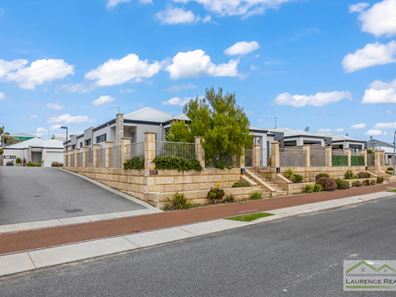 12/2 Fowey Loop, Mindarie WA 6030