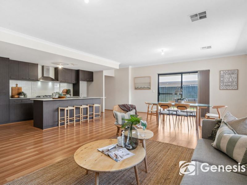 30 Berkshire Approach, Piara Waters