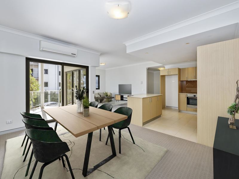 19/2 Walsh Loop, Joondalup