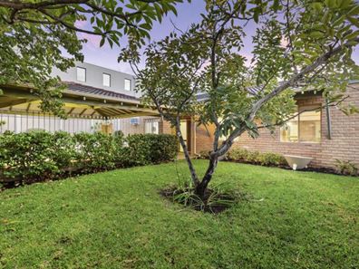 1/33 Baird Avenue, Nedlands WA 6009