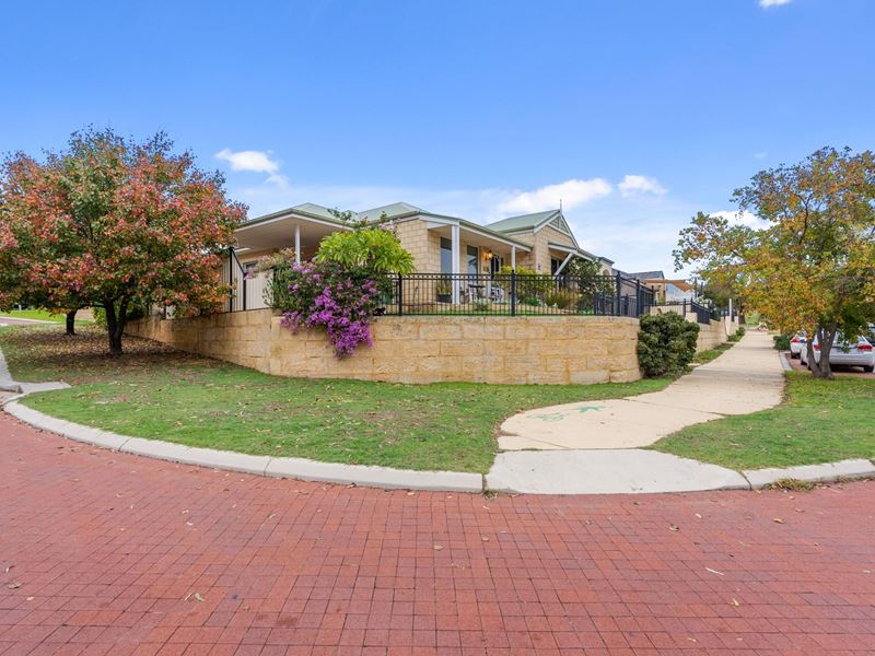 114 Ocean Keys Boulevard, Clarkson
